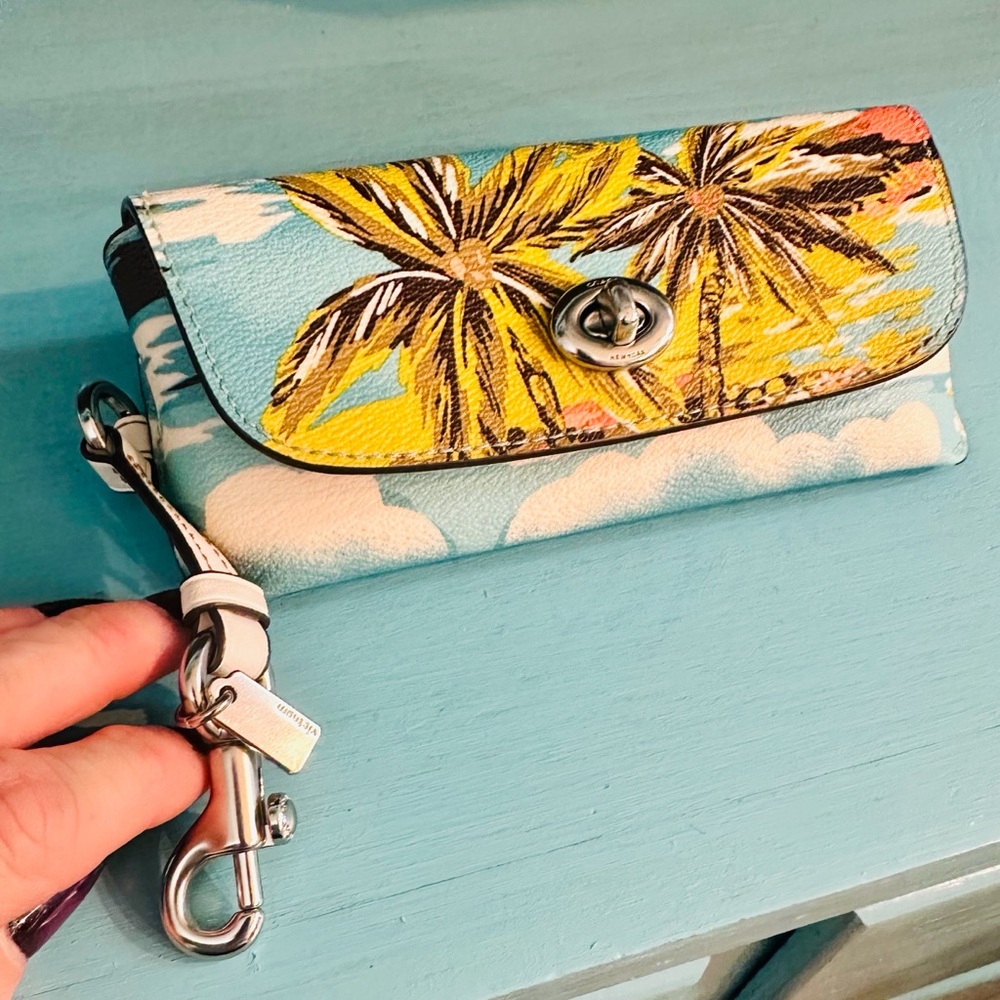 Coach Eye Glass Case Tropical Print Blue No. 82381-CK147